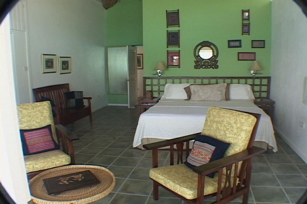Bequia Beachfront Villa Hotel Friendship ภายนอก รูปภาพ