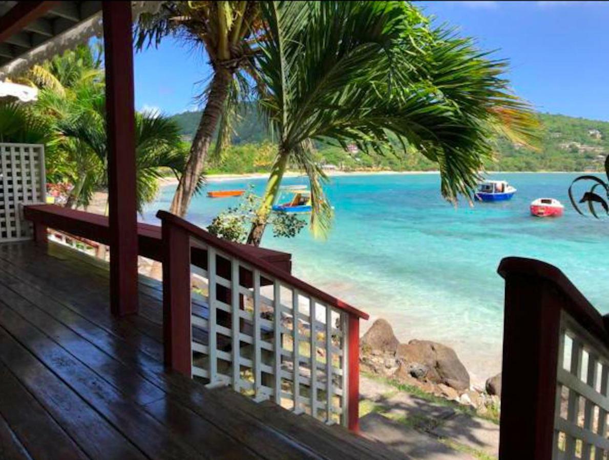 Bequia Beachfront Villa Hotel Friendship ภายนอก รูปภาพ