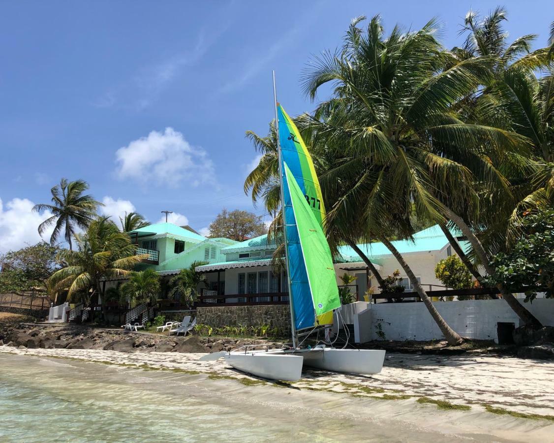 Bequia Beachfront Villa Hotel Friendship ภายนอก รูปภาพ