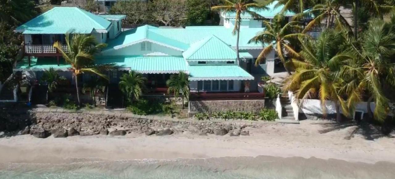 Bequia Beachfront Villa Hotel Friendship ภายนอก รูปภาพ