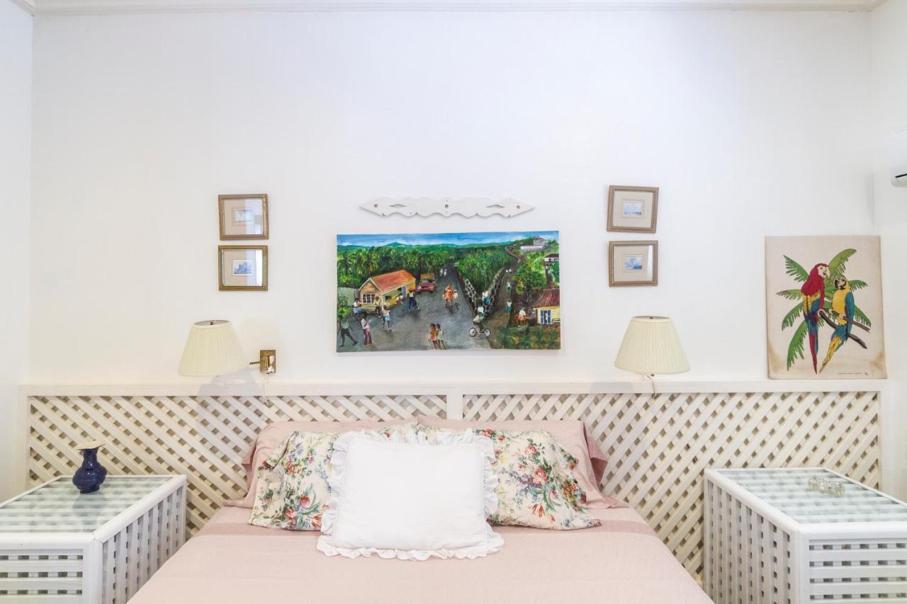 Bequia Beachfront Villa Hotel Friendship ภายนอก รูปภาพ