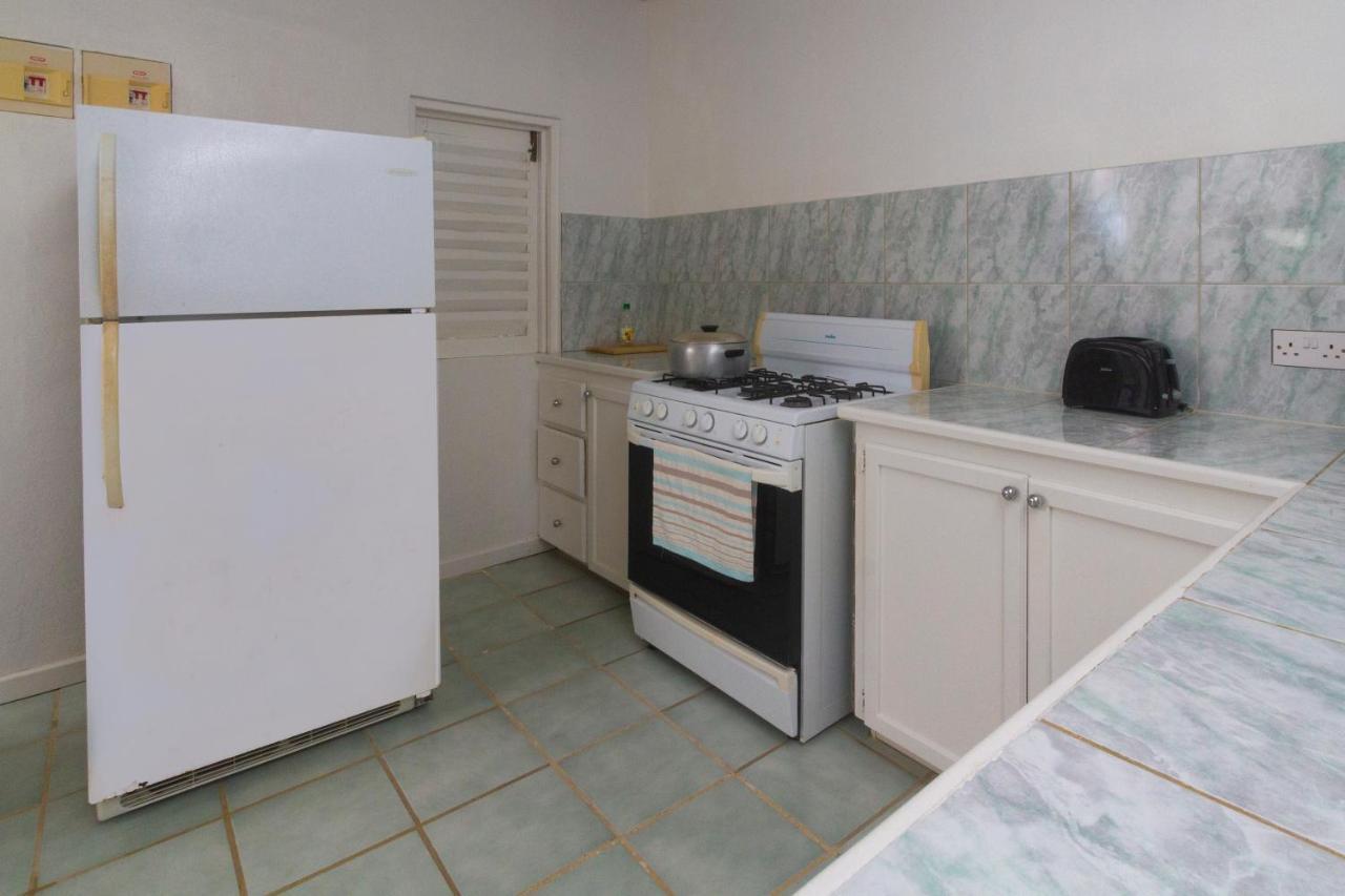 Bequia Beachfront Villa Hotel Friendship ภายนอก รูปภาพ