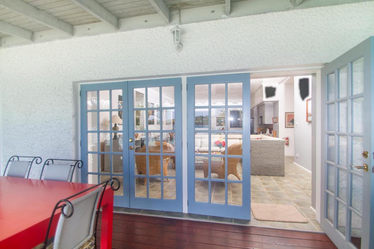 Bequia Beachfront Villa Hotel Friendship ภายนอก รูปภาพ