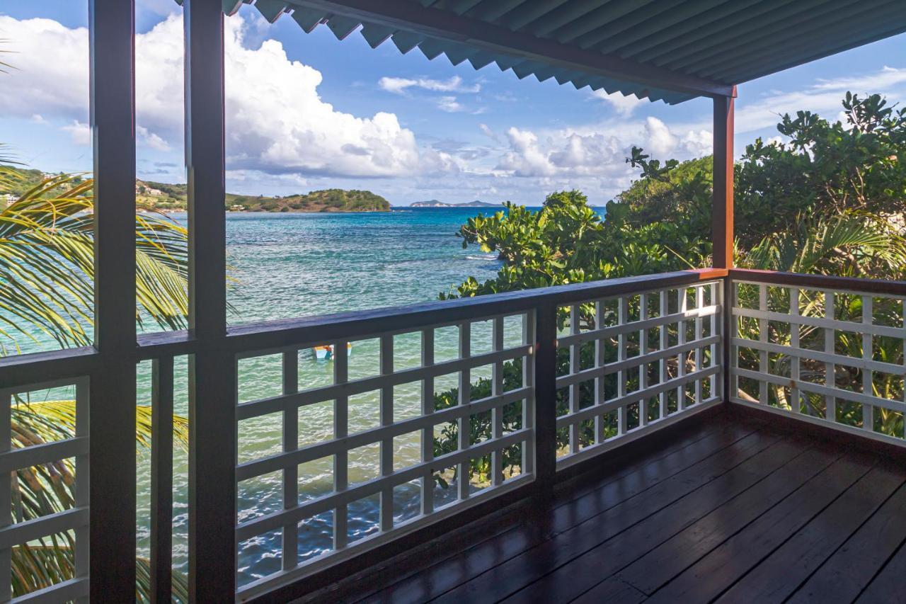 Bequia Beachfront Villa Hotel Friendship ภายนอก รูปภาพ